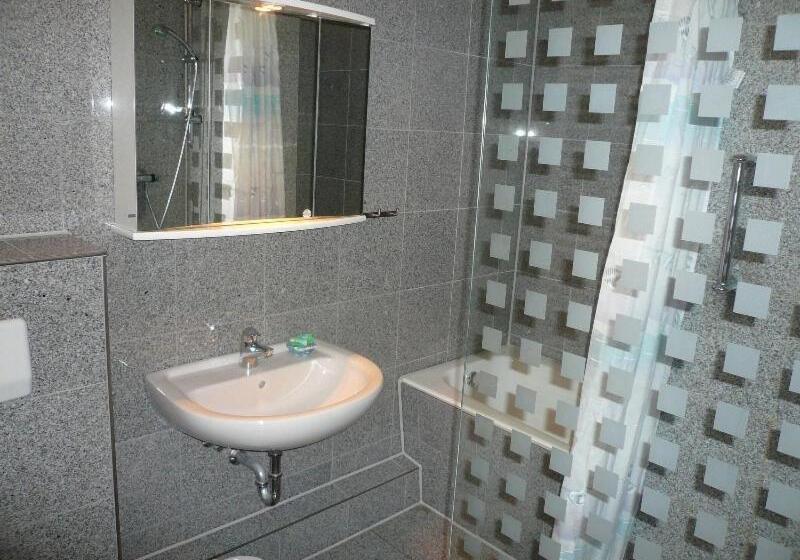 Quarto Estandar com Sacada Vista Jardim, Restaurant Nord Stuv