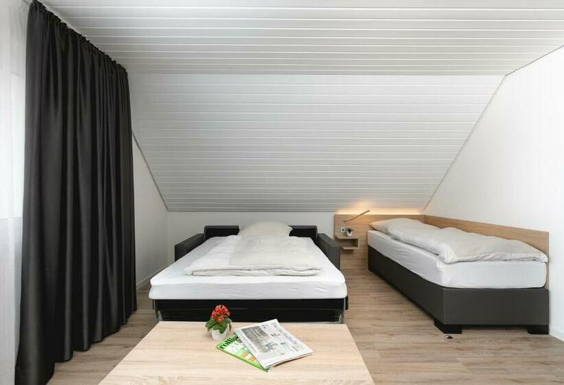 4인용 스탠다드 룸, Zur Blume Hotel & Restaurant Efringen Kirchen Bei Basel