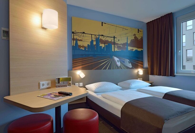 Номер Стандарт, B&b Hotel Saarbrücken Hbf
