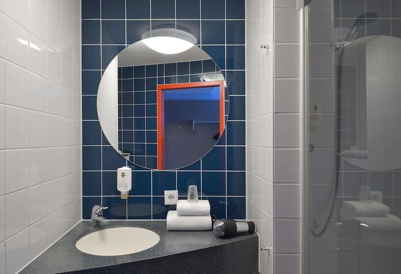 Номер Стандарт Трехместный, B&b Hotel Saarbrücken Hbf