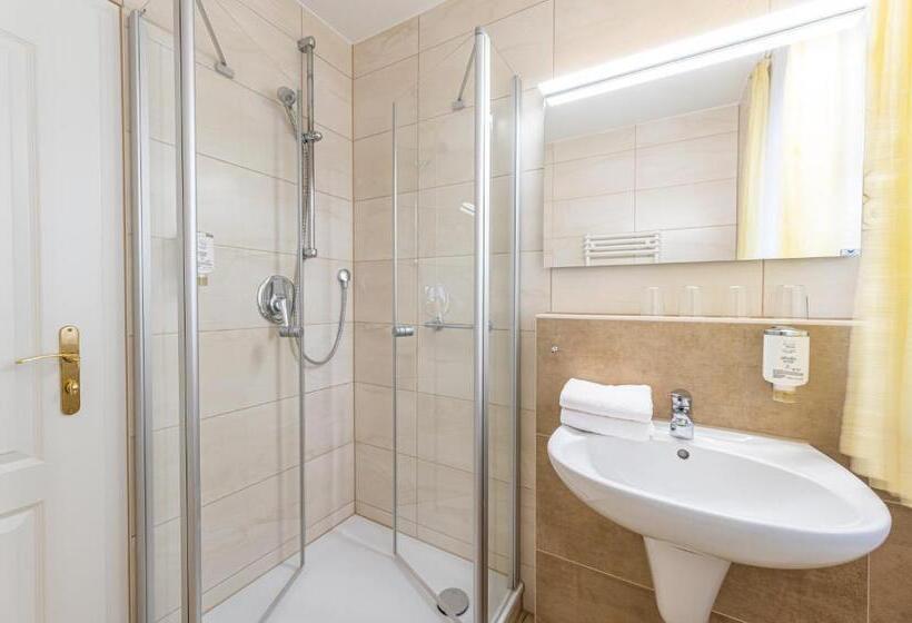 Апартаменты 1 Спальня, Centralhotel Binz