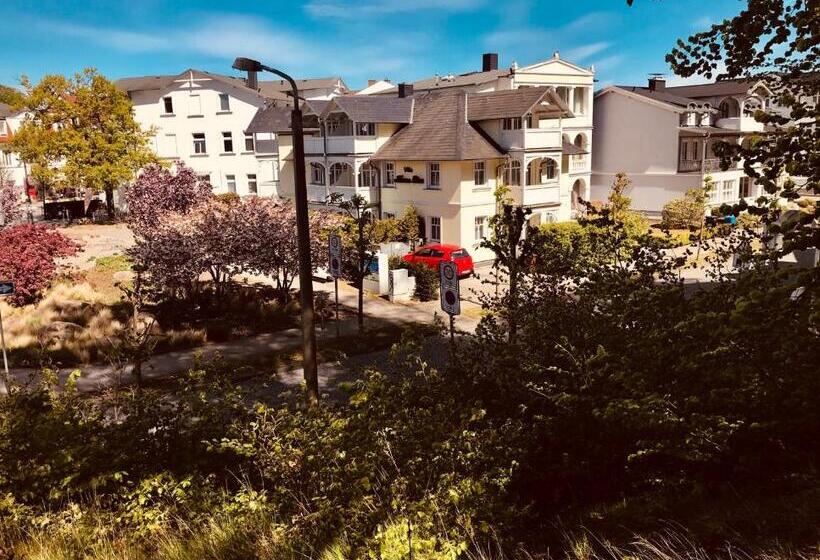 Апартаменты 1 Спальня, Centralhotel Binz