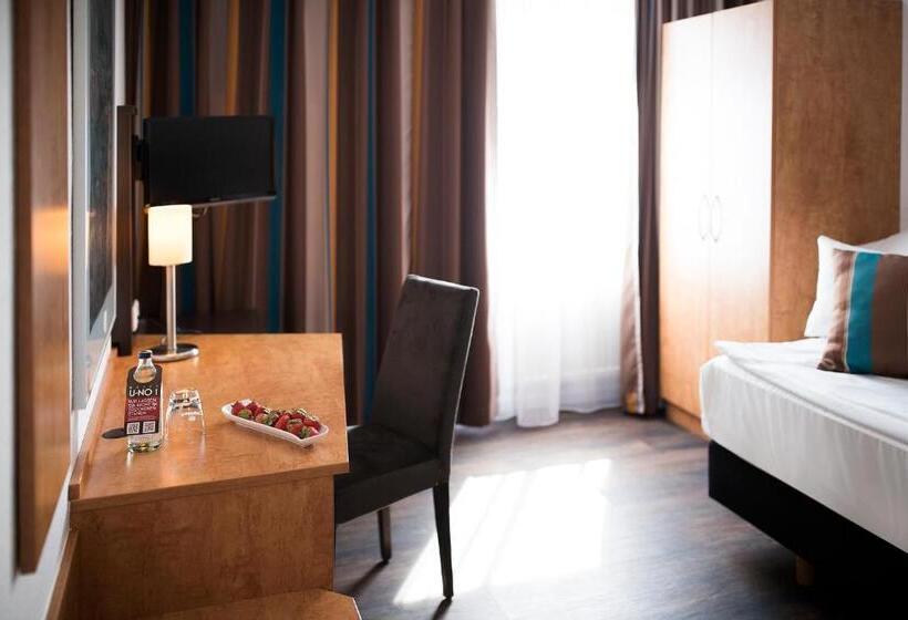 Номер Стандарт Индивидуальный, Centro Hotel U No1, Trademark Collection By Wyndham