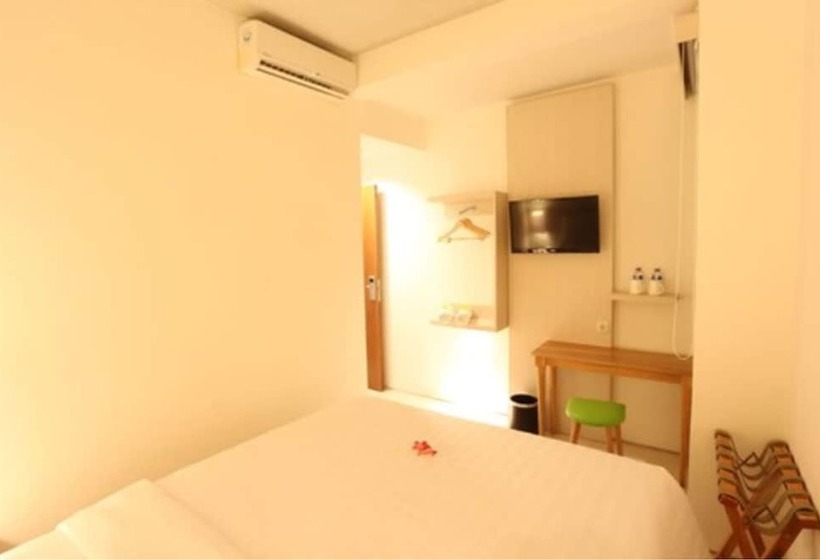 Quarto Estandar, Fovere Hotel Palangka Raya