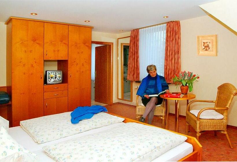 Номер Стандарт Трехместный, Pension Bergkranz