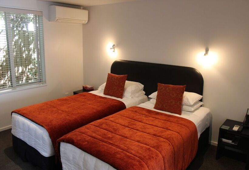 Студио Executive, The Grange Motel
