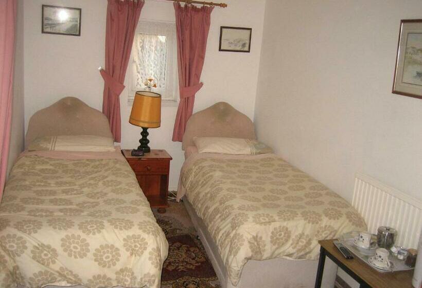 Номер Стандарт, Four Seasons Guest House