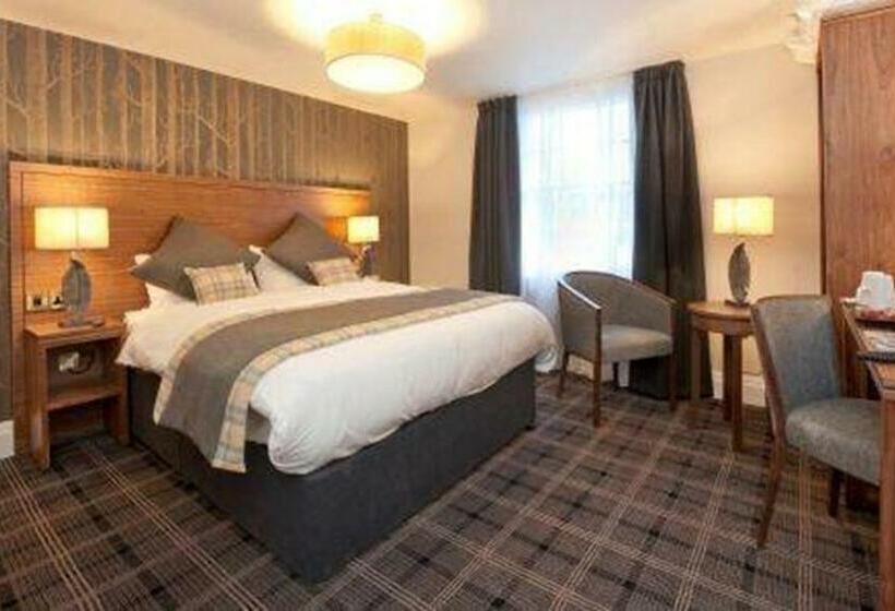 Номер Стандарт, The Queen Hotel Wetherspoon