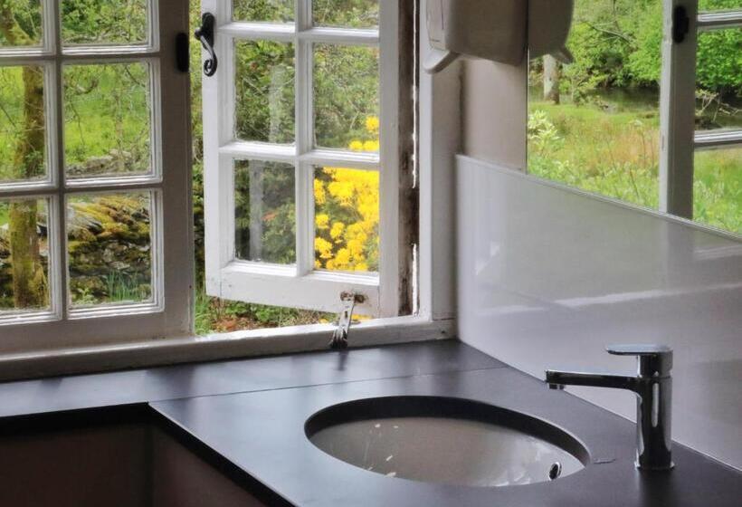 Номер Стандарт Совместная Ванная, Elterwater Hostel