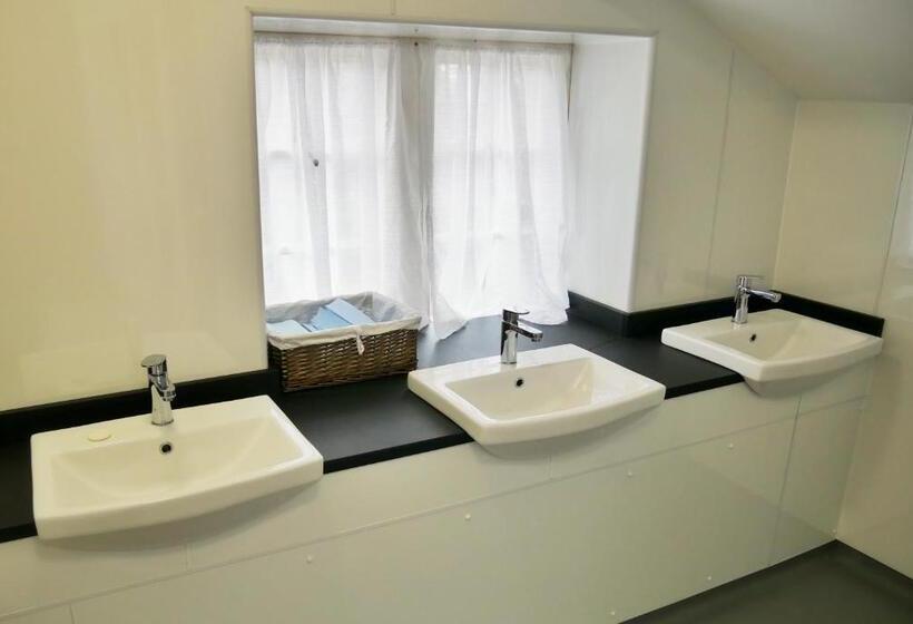 Номер Стандарт Четырехместный Совместный Санузел, Elterwater Hostel