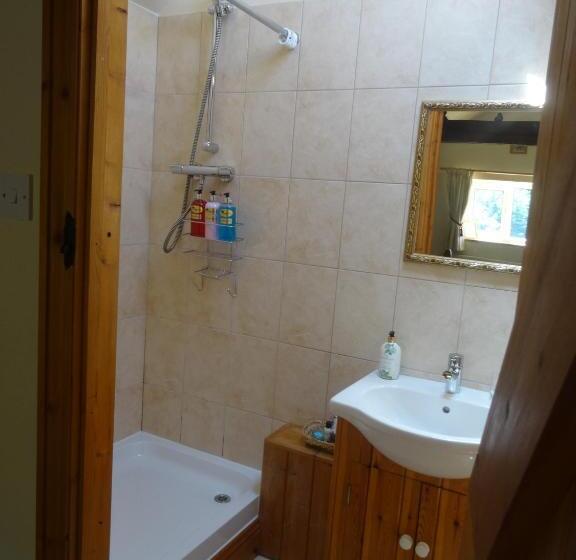 带大床的豪华间, Middle Woodbatch B&b