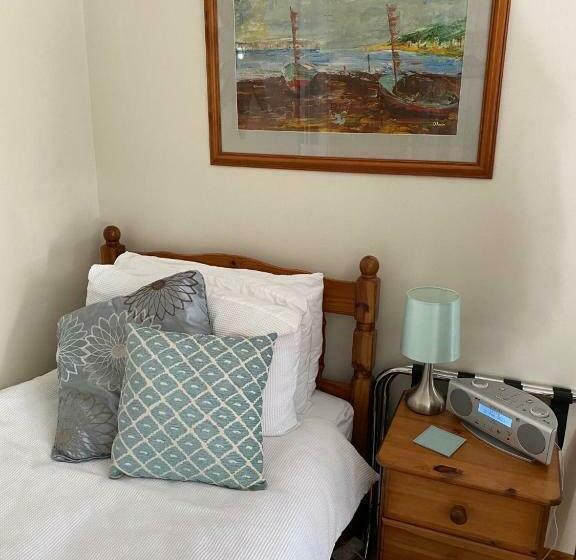 اتاق استاندارد, The Peels B&b