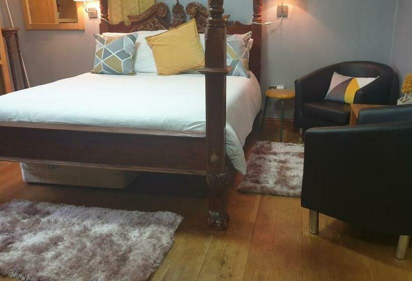 Номер Стандарт, Castle Lodge   Brecon Beacons Accommodation