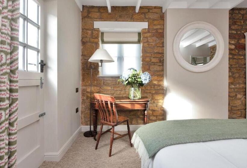 Номер Deluxe, Nevill Arms Inn