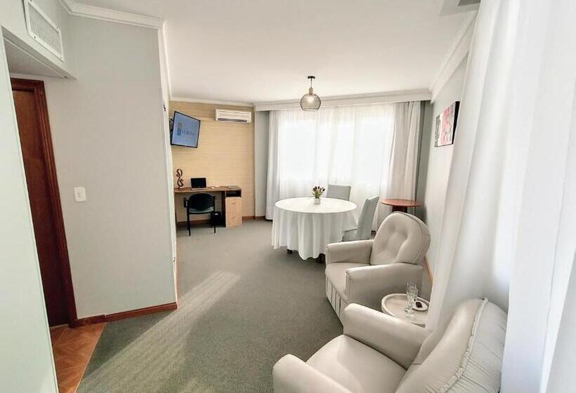 스위트, Gran Hotel Verona
