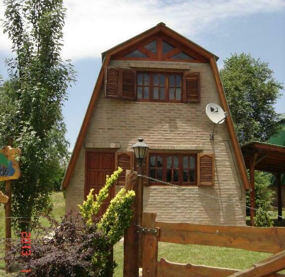 بنجلو قياسى, Cabañas Ecos Del Rio