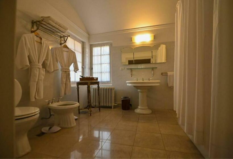 Люкс, Estancia Villa Maria