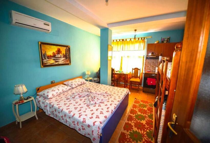 패밀리 룸, Pemaj Hostel
