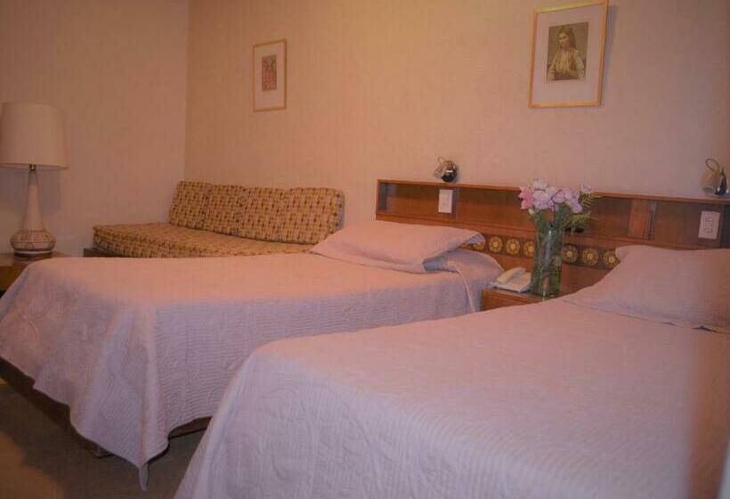 اتاق استاندارد سه نفره, Hostal Santa Fe De La Veracruz