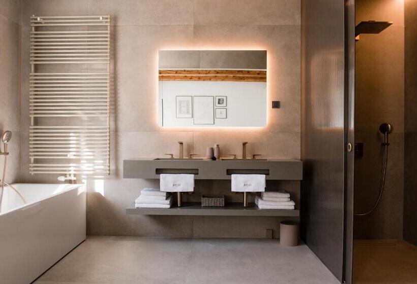 اتاق لوکس, Boutique Hotel Hoh