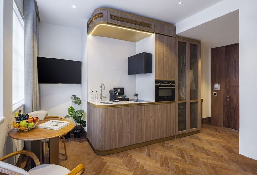 Студия Стандарт, Dao By Dorsett North London