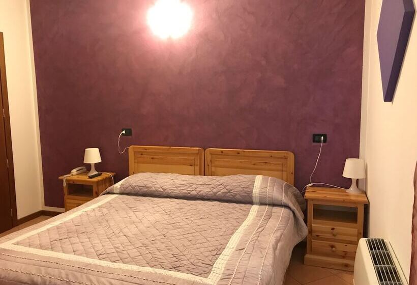 スタンダードルーム, Albergo Quattro Pini