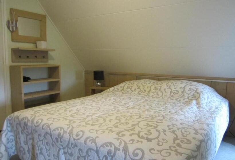 Апартаменты 2 Спальни, De Martiene Plats B&b & Appartement