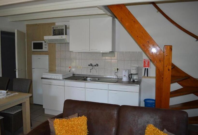 Апартаменты 2 Спальни, De Martiene Plats B&b & Appartement
