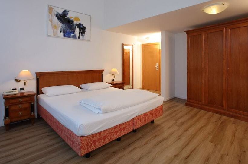 Family Suite, Feldmilla Design