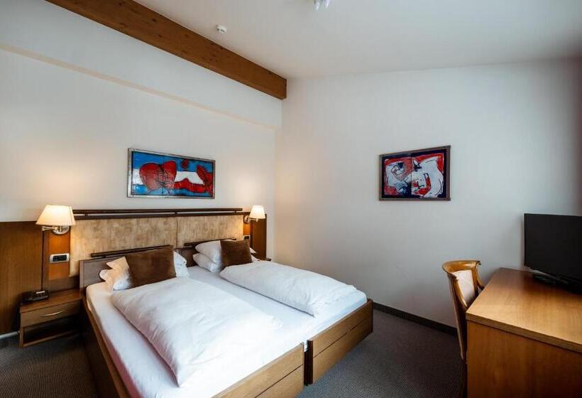 Family Suite, Feldmilla Design