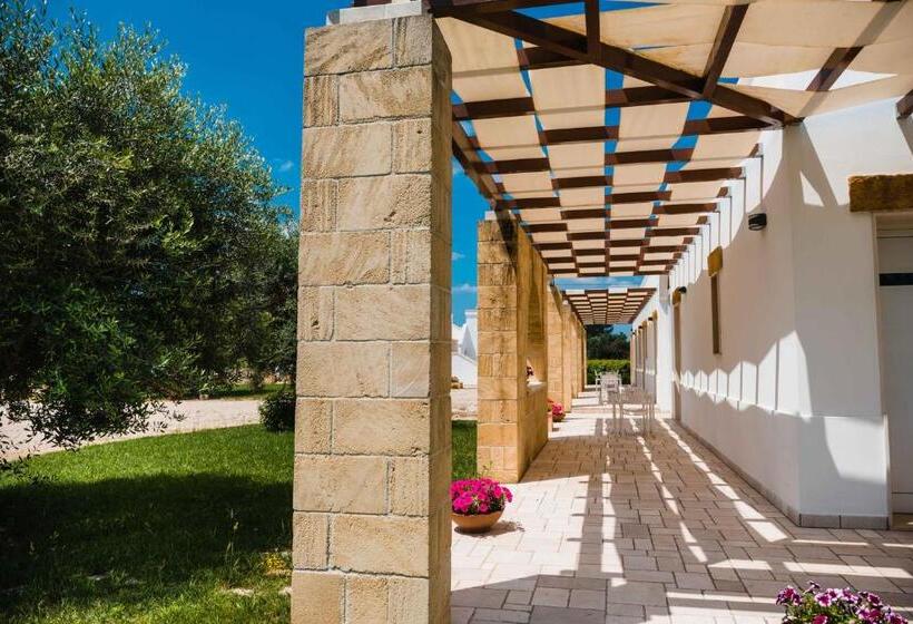 اتاق سوپریور با تخت بزرگ, Masseria Tenuta Flora Maria