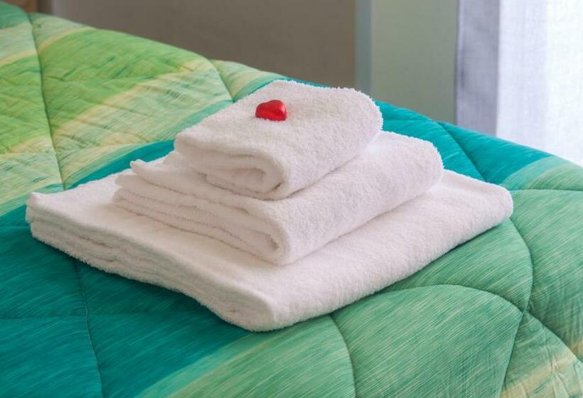 اتاق استاندارد با بالکن, Melo Accommodations