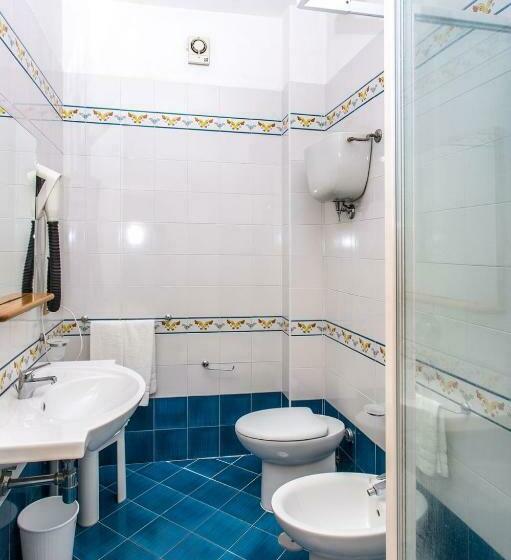 استودیوی سوپریور, Club Residence La Castellana