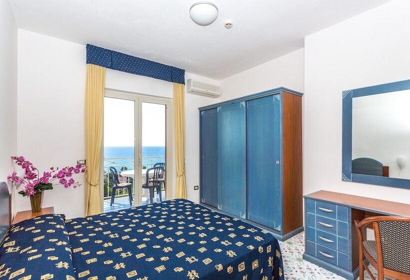 آپارتمان 2 خوابه, Club Residence La Castellana