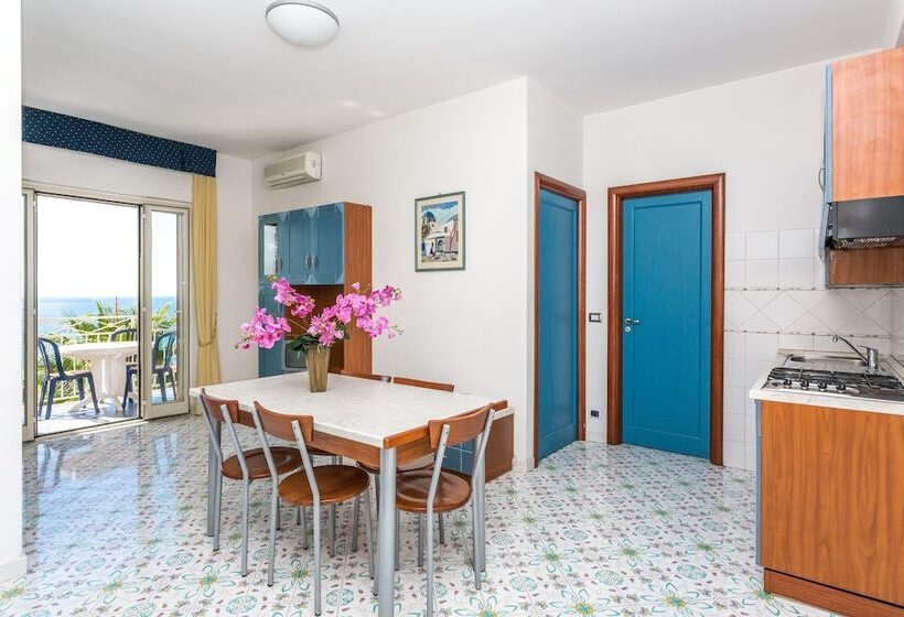 آپارتمان 2 خوابه, Club Residence La Castellana