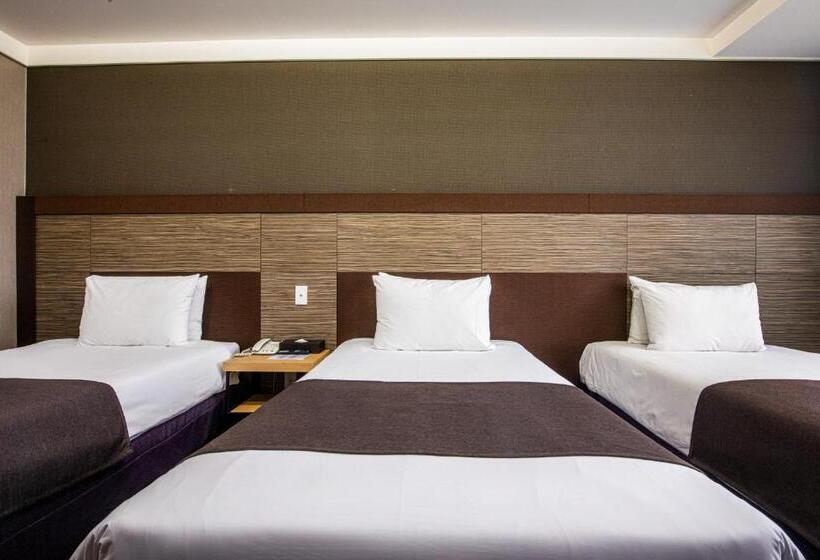수피리어 트리플 룸, Eastern Hotel Jeju