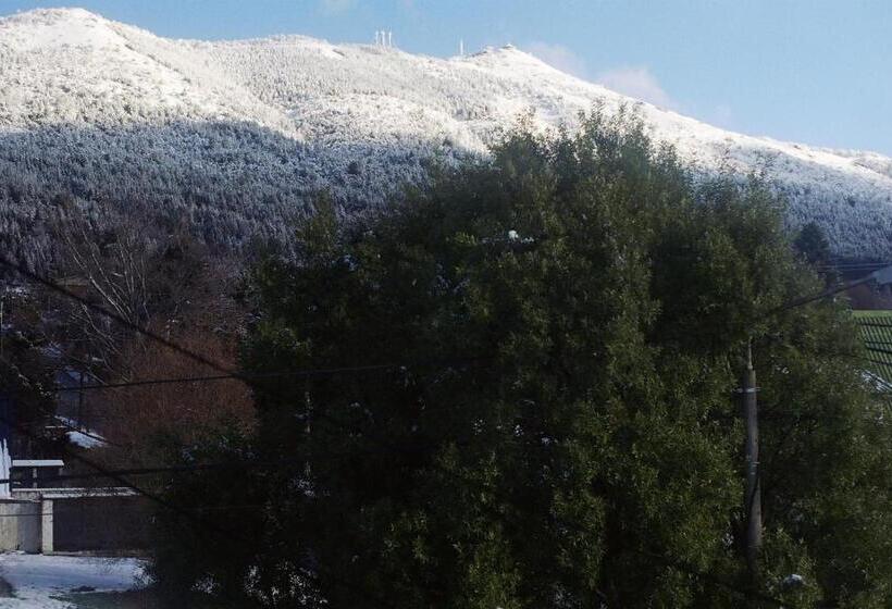 اتاق خانوادگی, Le Charme Con Parking