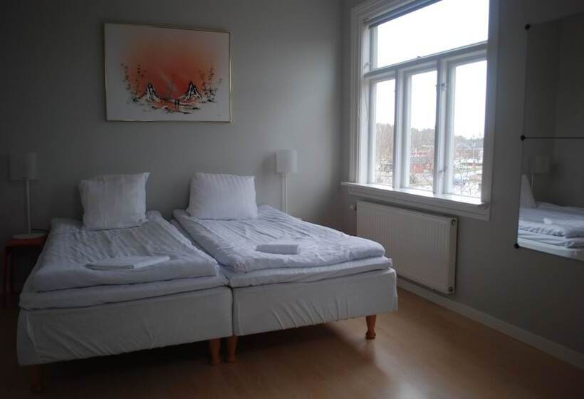 اتاق استاندارد با سرویس بهداشتی مشترک, åhus B&b Och Vandrarhem