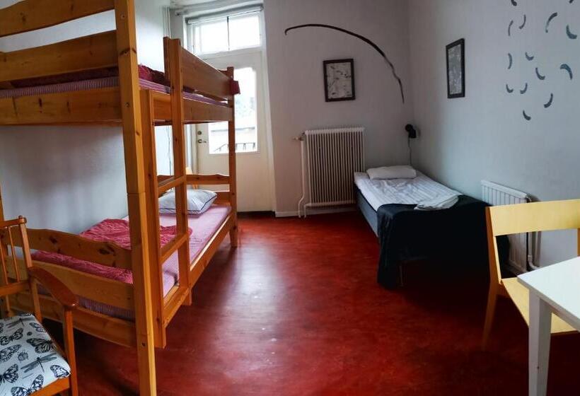 اتاق استاندارد سه نفره, åhus B&b Och Vandrarhem