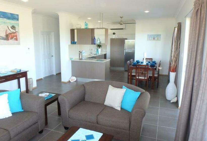 Апартаменты 2 Спальни, Nautilus Apartments