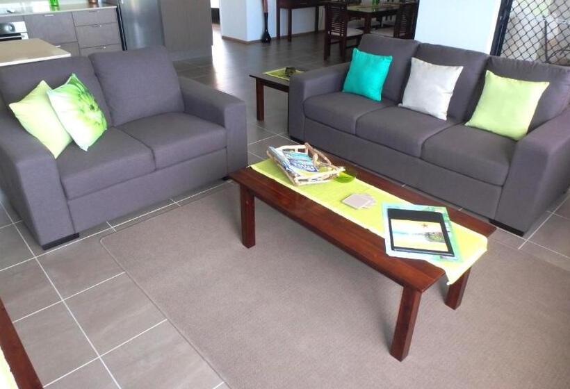 Апартаменты 2 Спальни, Nautilus Apartments
