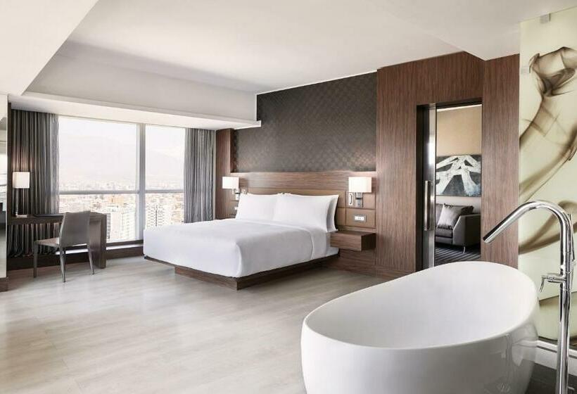جناح سرير كينج, Ac Hotel By Marriott Santiago Costanera Center