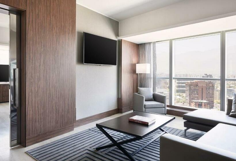 מיטת קינג בסוויטה, Ac Hotel By Marriott Santiago Costanera Center