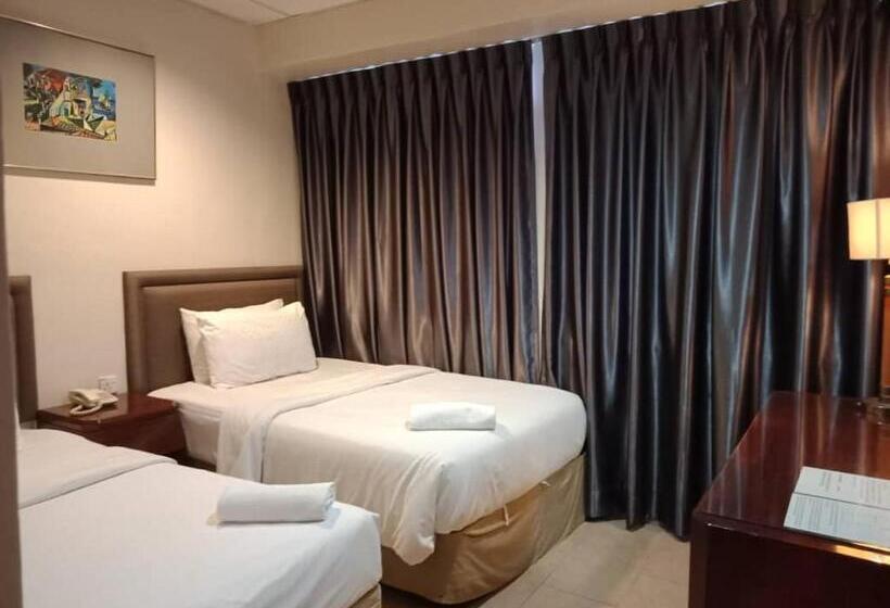 اتاق لوکس, Golden Court Hotel   Sri Pelangi