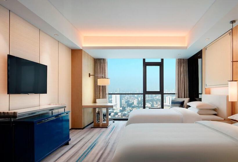 Номер Клуб, Sheraton Zibo
