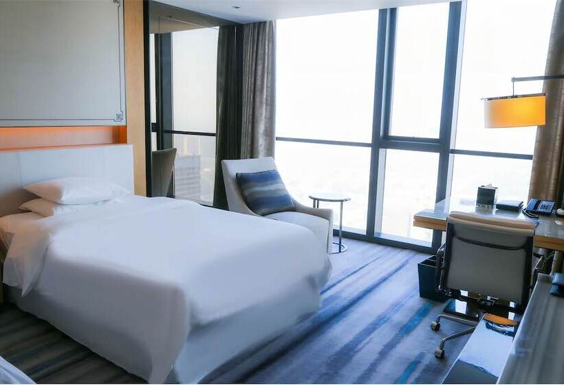 Номер Клуб, Sheraton Zibo