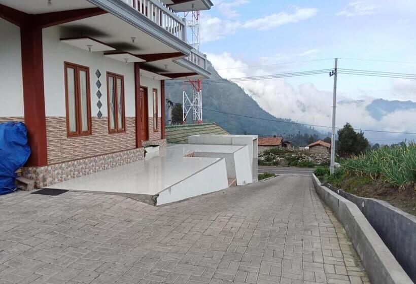 标准间, Aaa, Astungkara, Amazing Bromo Villa, Managed By Triple A Tour, Additional Bromo Jeep Tour And Airpo
