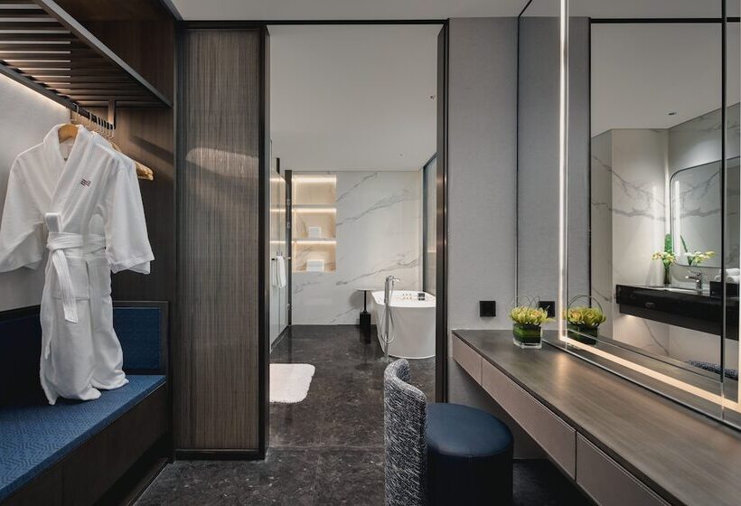 스위트, Crowne Plaza Shangluo By Ihg
