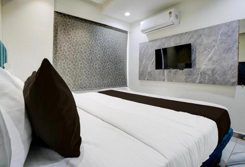 三人经典房间, Collection O Hotel Gift Inn