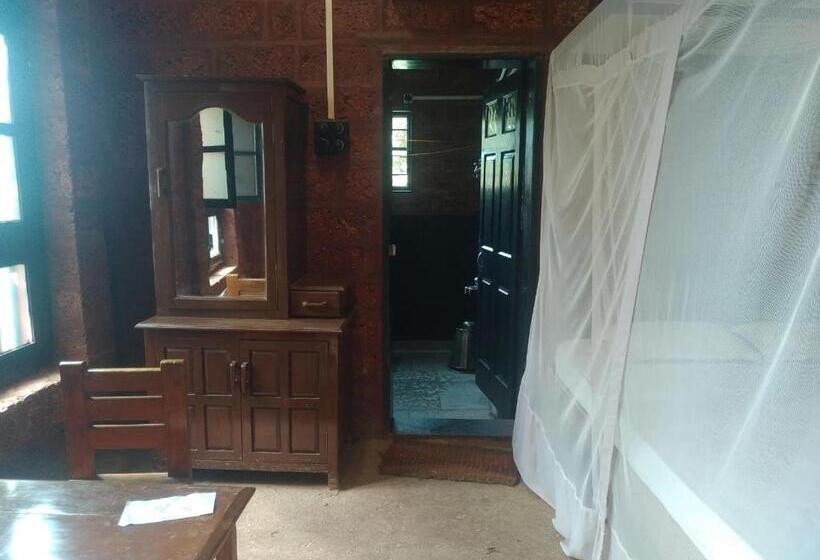 Трехместный Номер Базовый, Konkan Nest Resort
